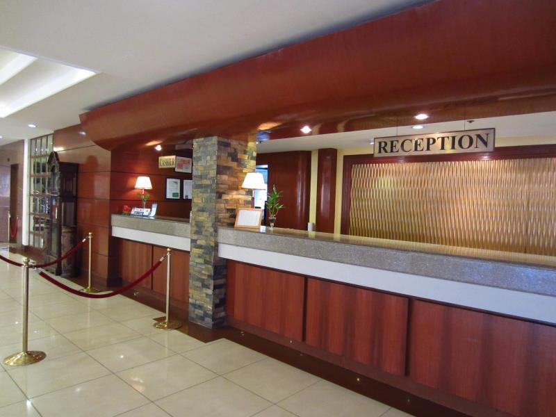 Grand Regal Hotel 바콜로드 외부 사진
